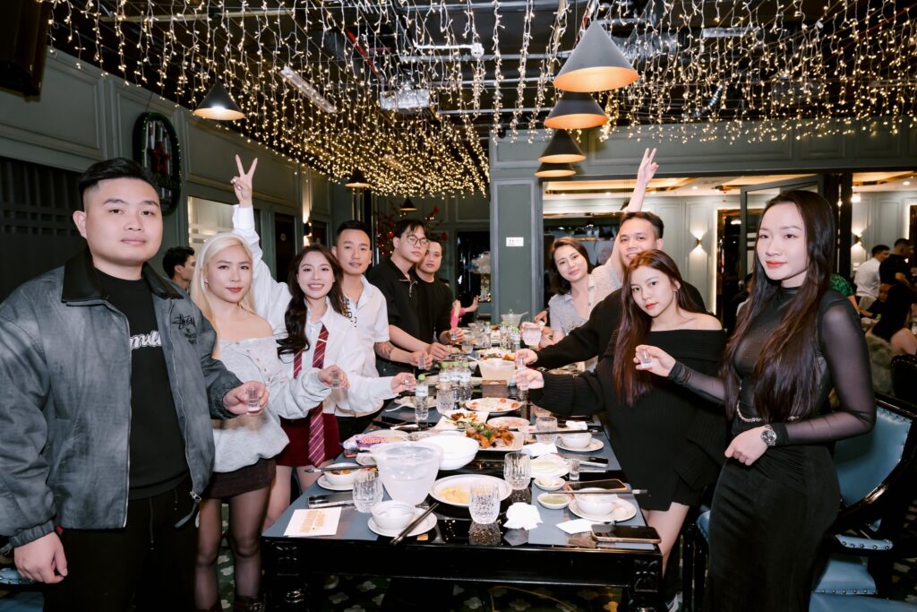 Thứ 6 ngày 13 – Giải lời nguyền đen đủi tại Thượng Hải Restaurant