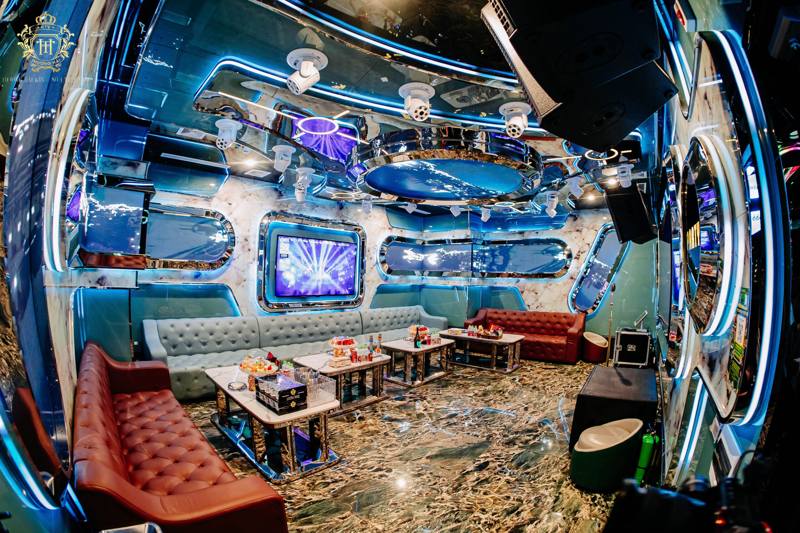 8 Lợi ích của việc hát Karaoke thường xuyên